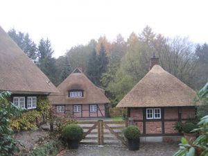 05-janiak-lippert_reetdachsanierung-gut-schierensee
